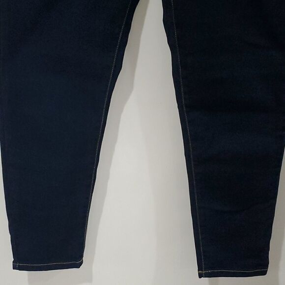 MICHAEL Kors Dark Wash Izzy Cropped Skinny Jeans - Picture 3 of 8